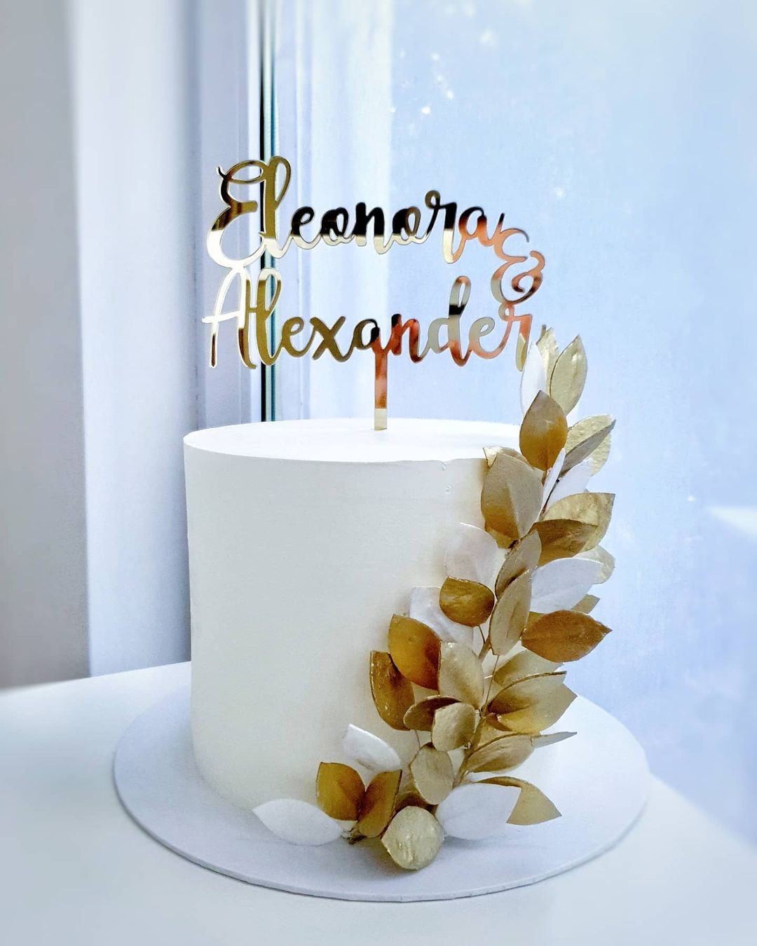 Personalisierter Caketopper für Hochzeiten – Einzigartig und stilvoll.